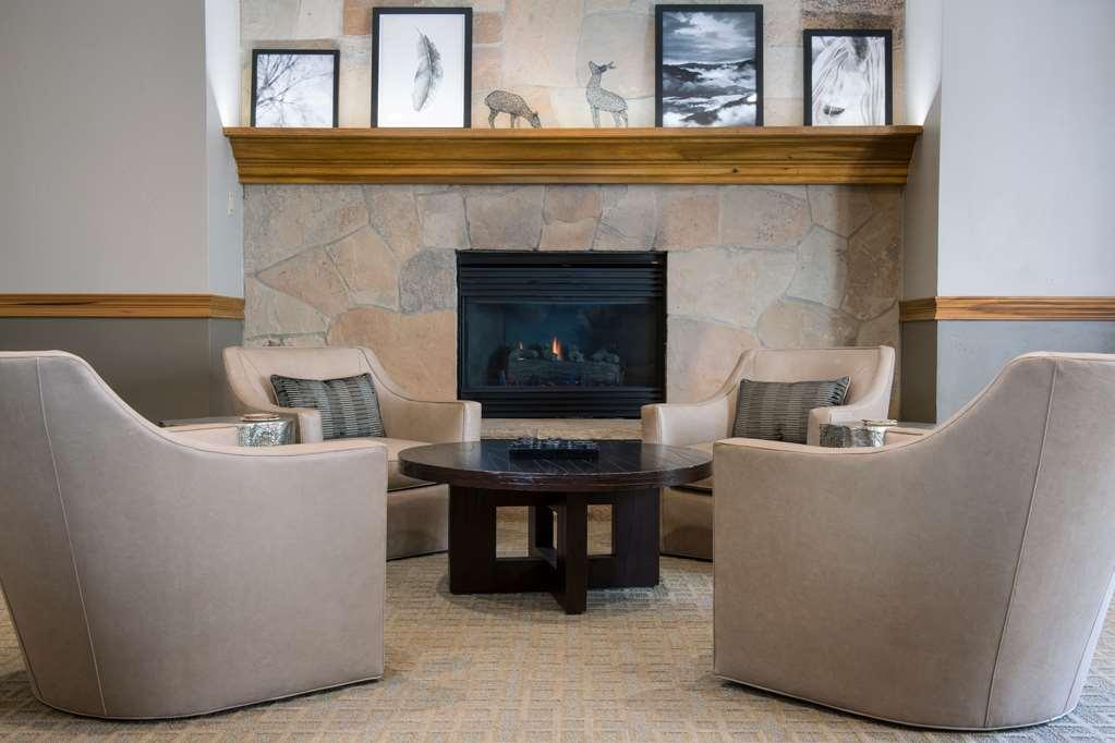 Montaneros In Vail, A Destination By Hyatt Residen Hotel Beltér fotó